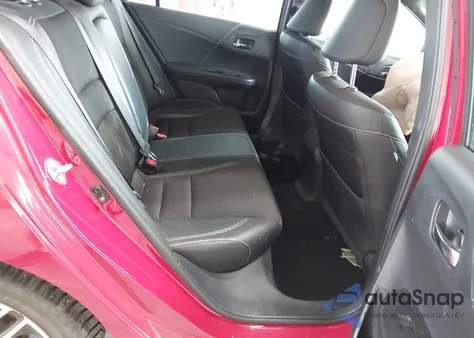 2017 Honda Accord Sport z USA, uszkodzony, nr VIN 1HGCR2F57HA298667